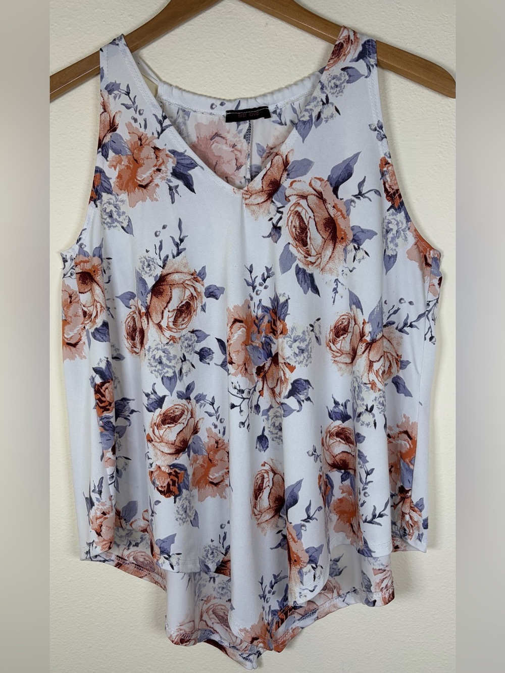 First Love Floral Tank Top Small White Hi Low Sleeveless V Neck Blouse